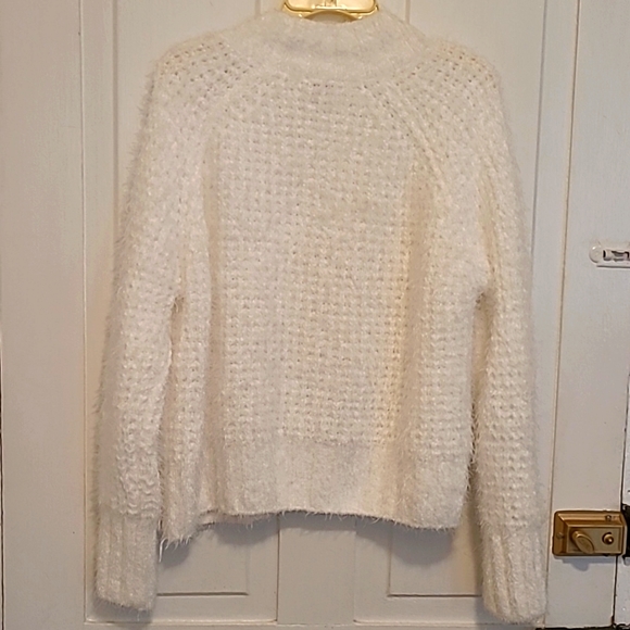 🆕️So Sweater - Picture 9 of 9